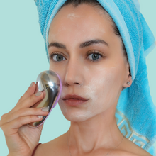 Load image into Gallery viewer, The Glow Brush Pro