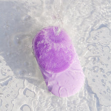 Load image into Gallery viewer, The Glow Brush Pro